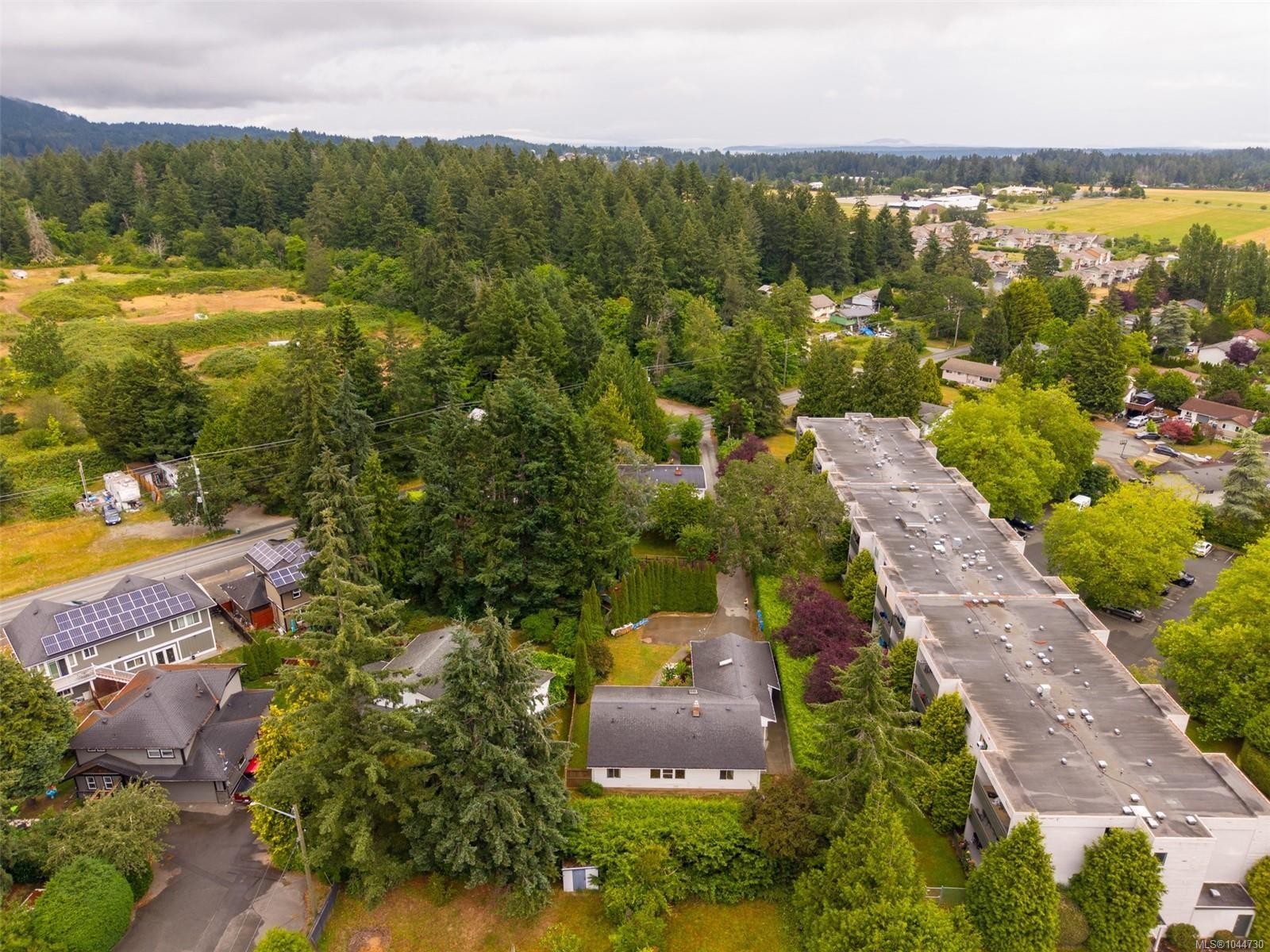 #2-1215 Stelly'S Cross Rd, Central Saanich, BC