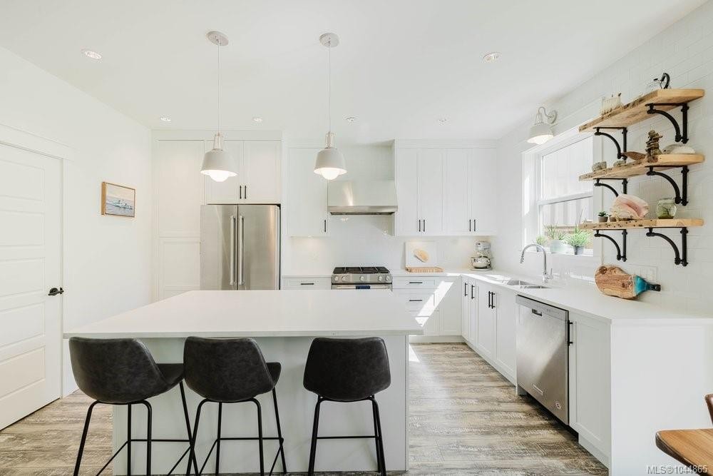 30 Jedburgh Rd, View Royal, BC