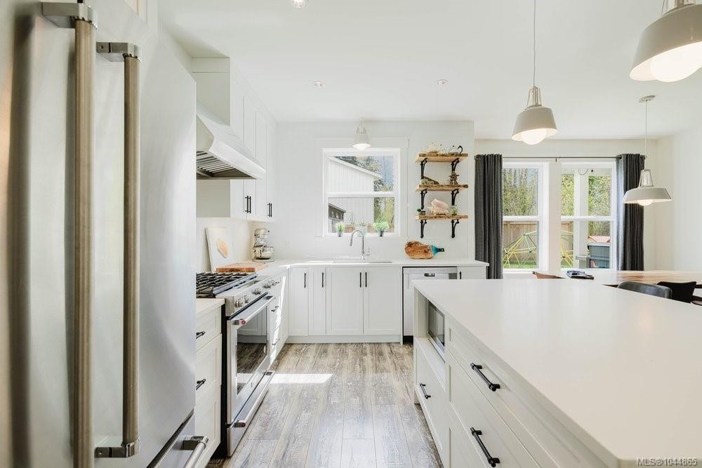 30 Jedburgh Rd, View Royal, BC