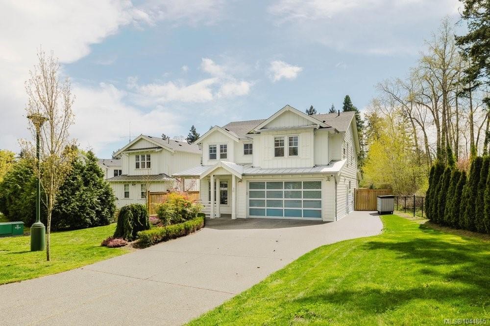 30 Jedburgh Rd, View Royal, BC