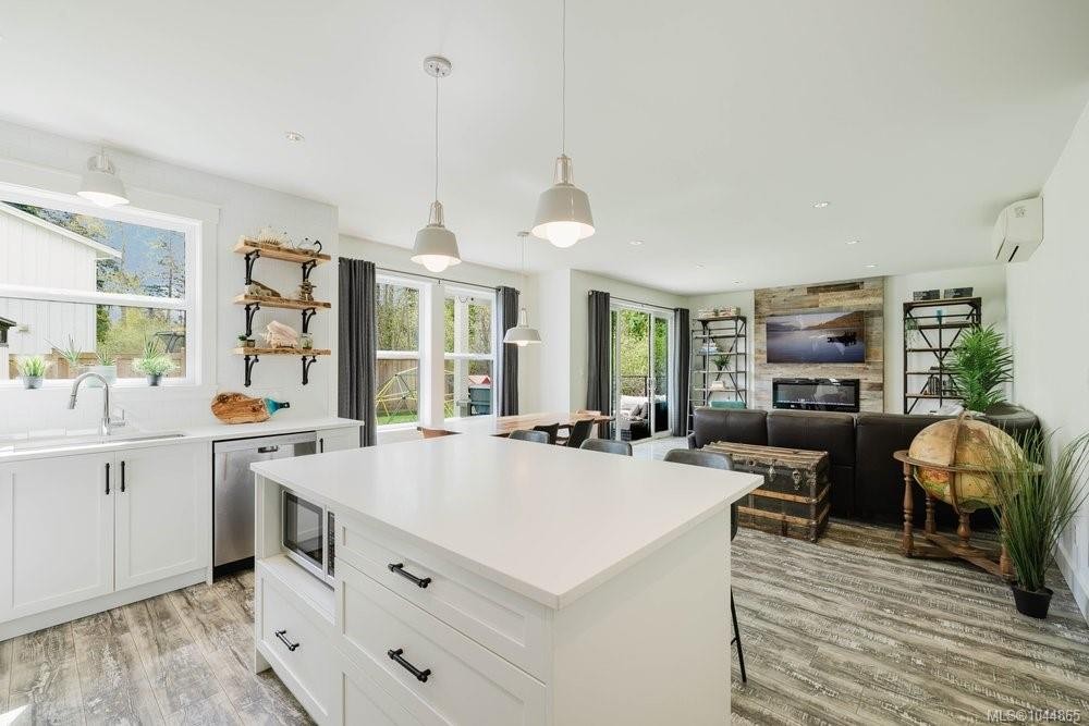 30 Jedburgh Rd, View Royal, BC