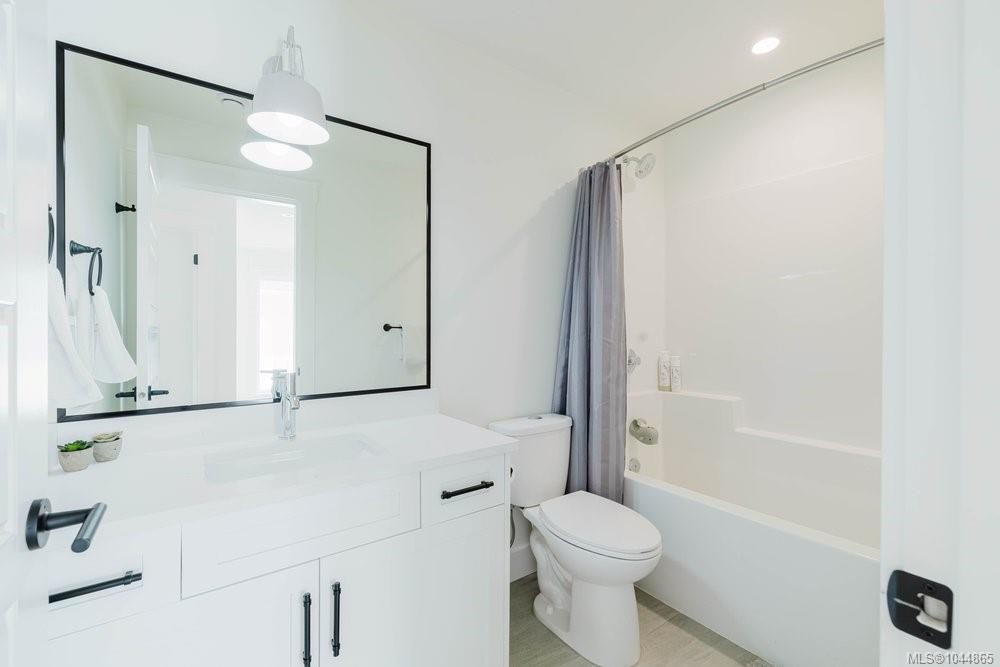 30 Jedburgh Rd, View Royal, BC