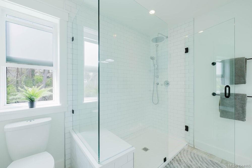 30 Jedburgh Rd, View Royal, BC