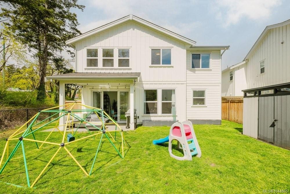 30 Jedburgh Rd, View Royal, BC