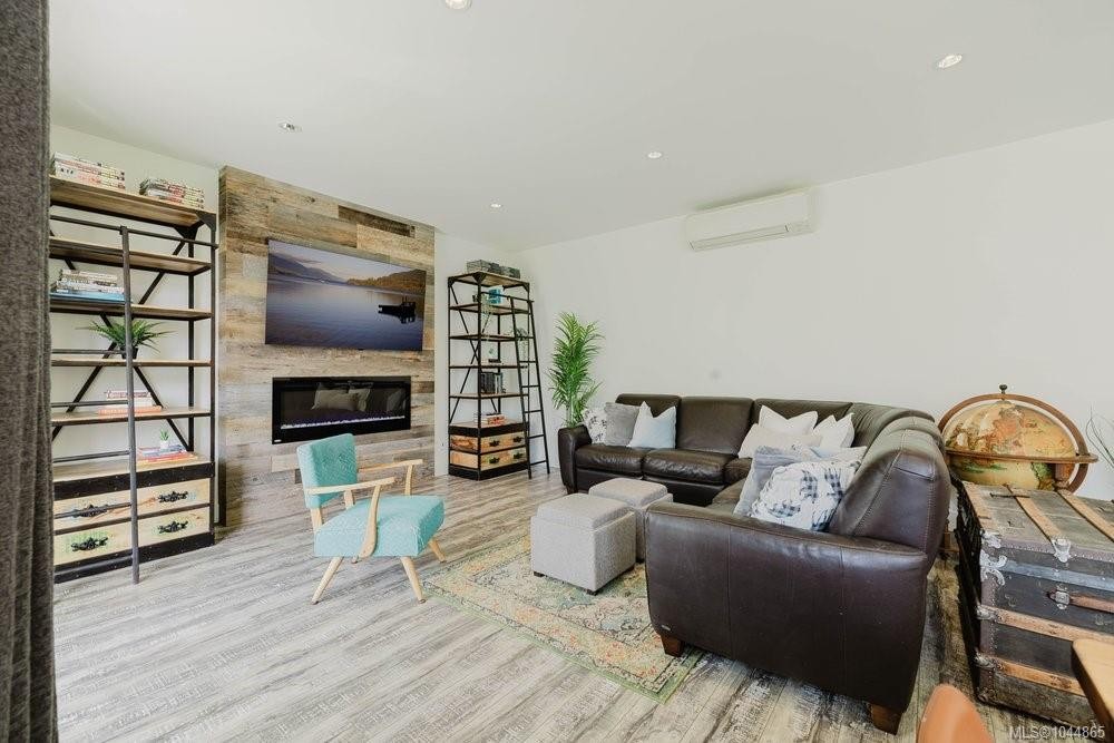 30 Jedburgh Rd, View Royal, BC