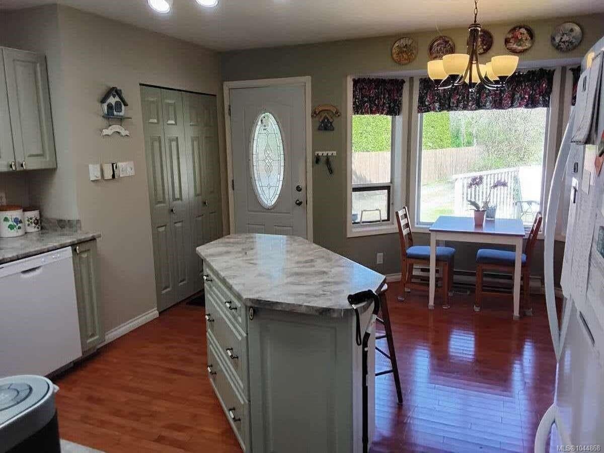 4759 Yellow Point Rd, Ladysmith, BC