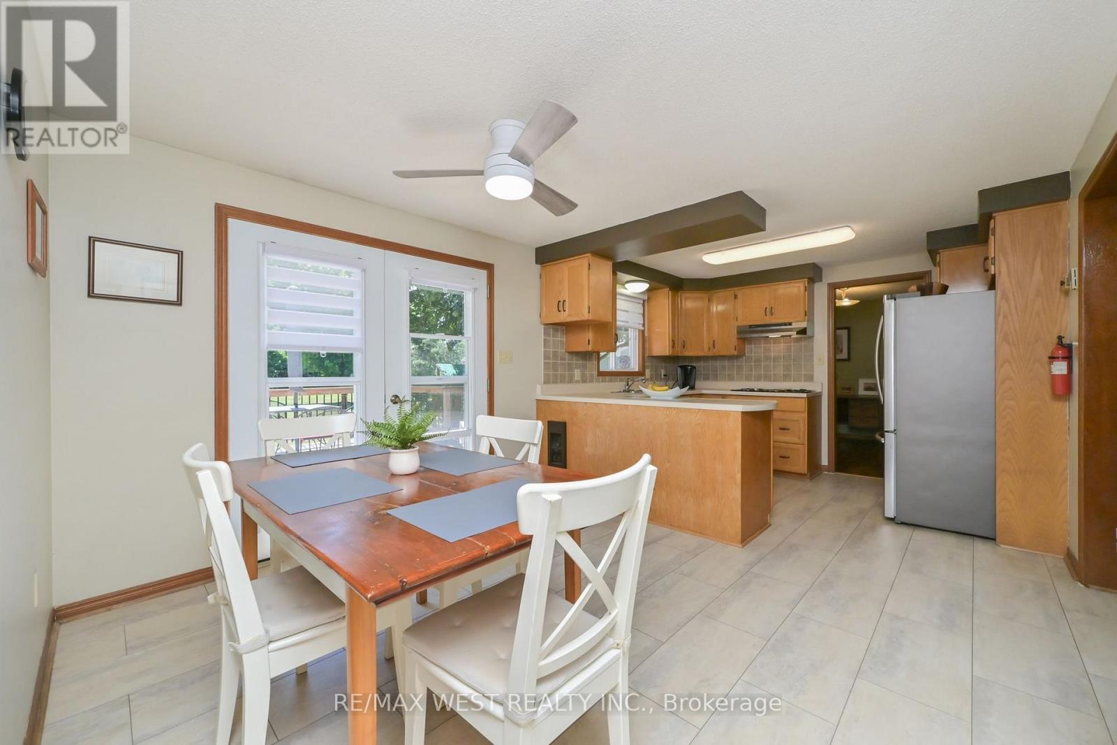 5775 Boston Mills Road, Caledon, ON - Indoor Photo Showing Dining Room
