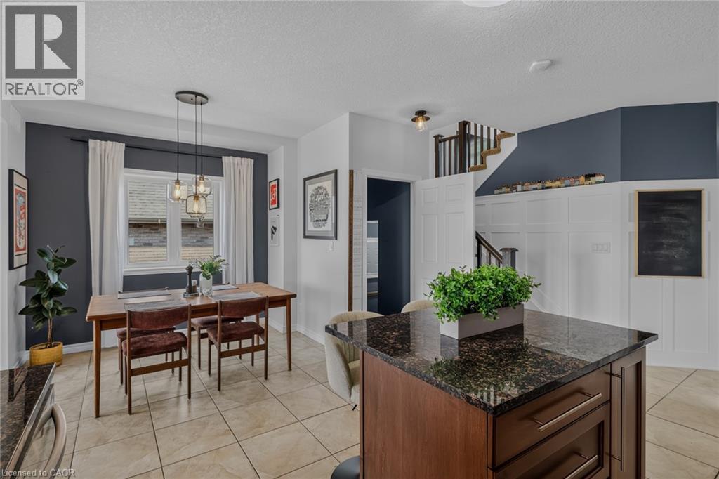 174 Woodway Trail, Simcoe, ON - Indoor Photo Showing Dining Room