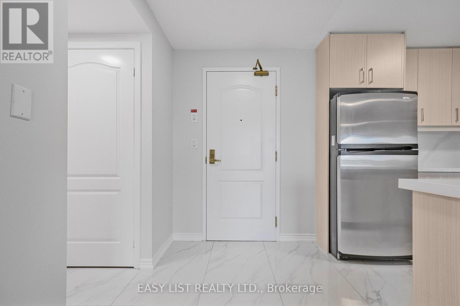 319 - 2020 Mcnicoll Avenue, Toronto, ON - Indoor