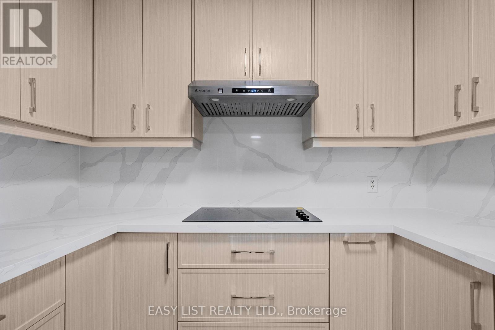 319 - 2020 Mcnicoll Avenue, Toronto, ON - Indoor Photo Showing Kitchen