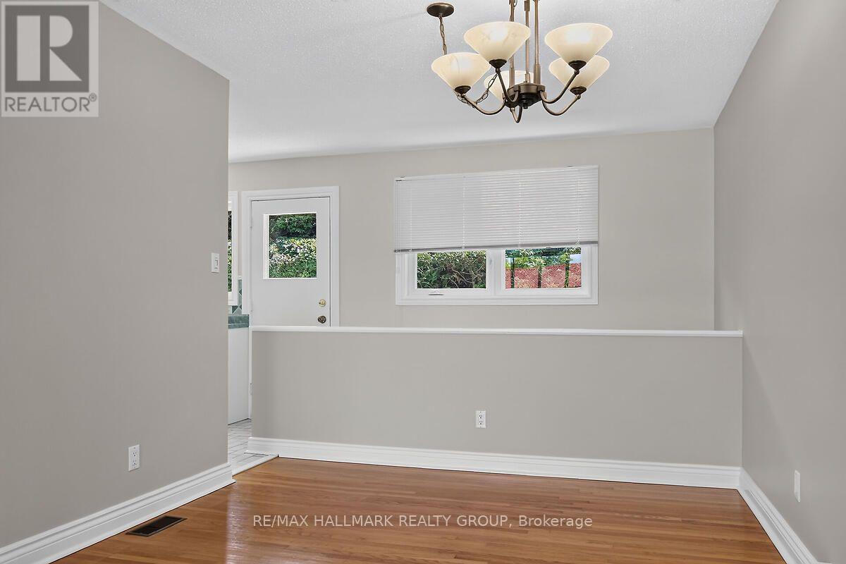 20 Cramer Drive, Ottawa, ON - Indoor Photo Showing Other Room