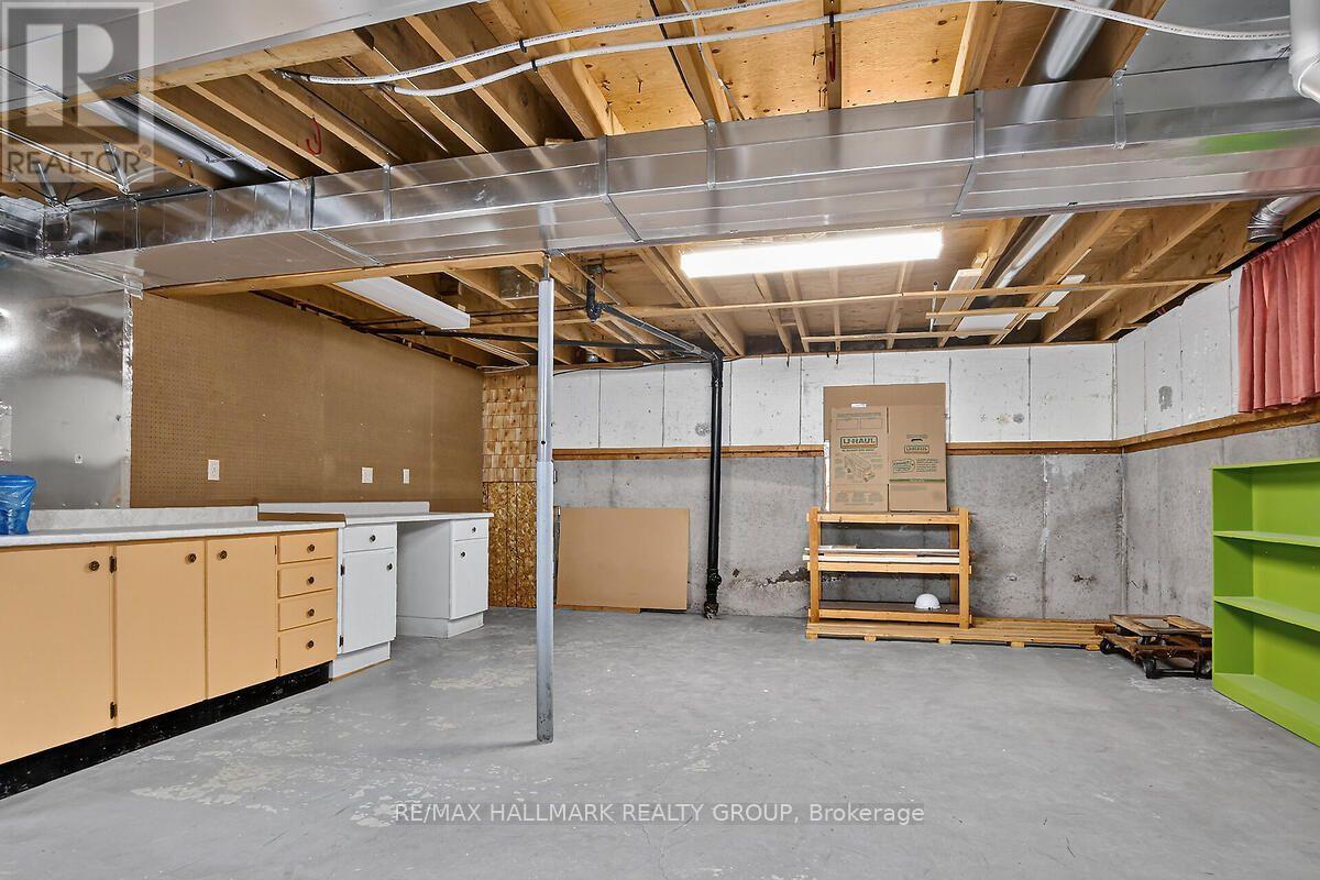 20 Cramer Drive, Ottawa, ON - Indoor Photo Showing Basement