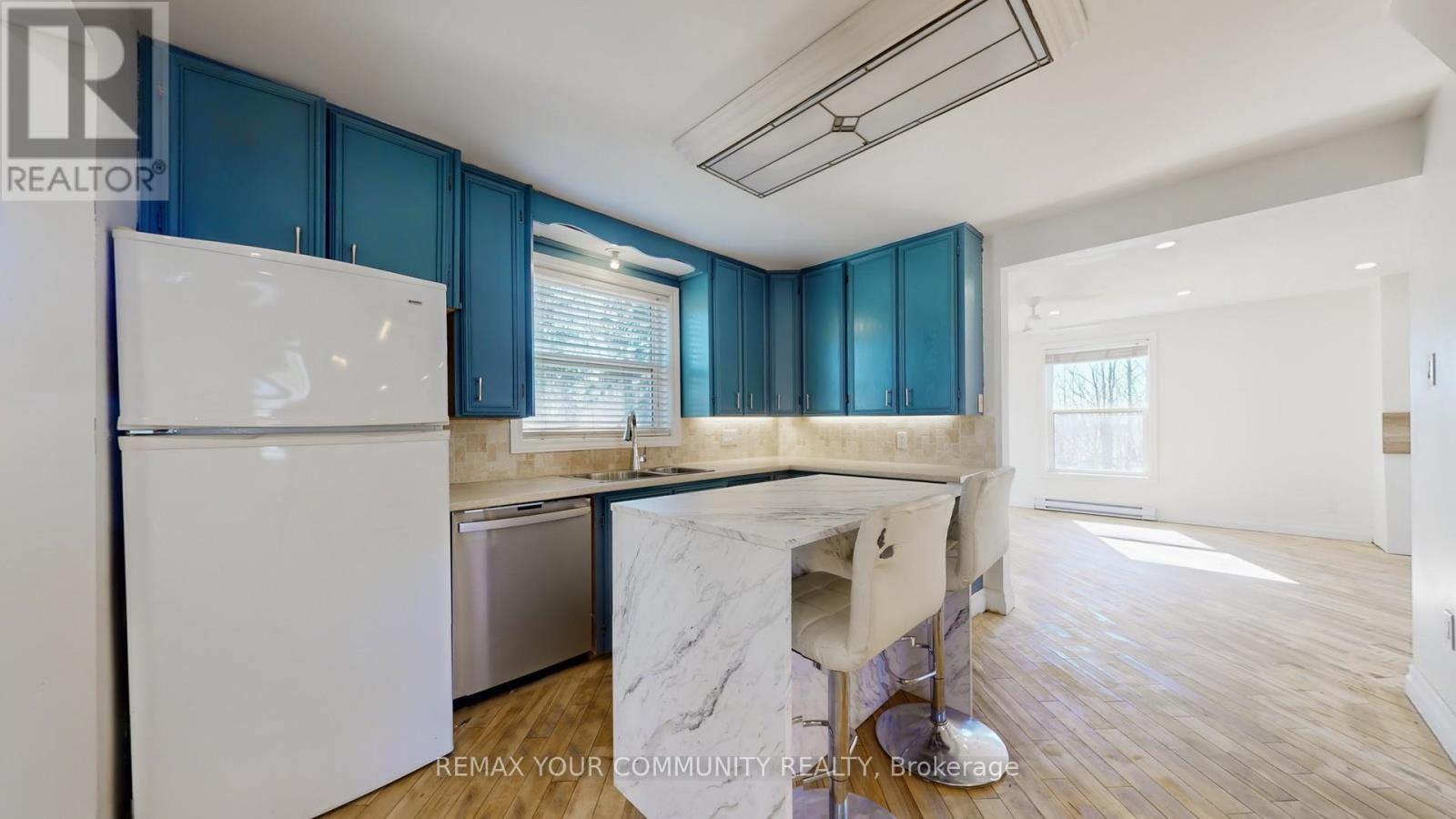 4219 Stouffville Road, Whitchurch-Stouffville, ON - Indoor