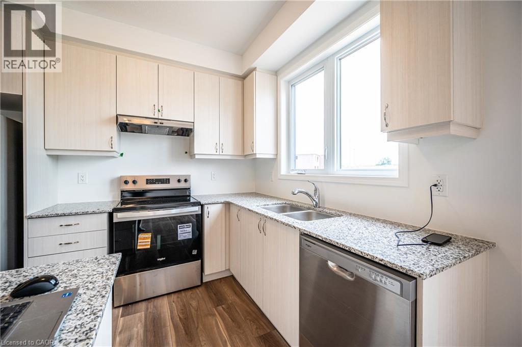 319 Rosenberg Way, Kitchener, ON - Indoor Photo Showing Kitchen With Double Sink