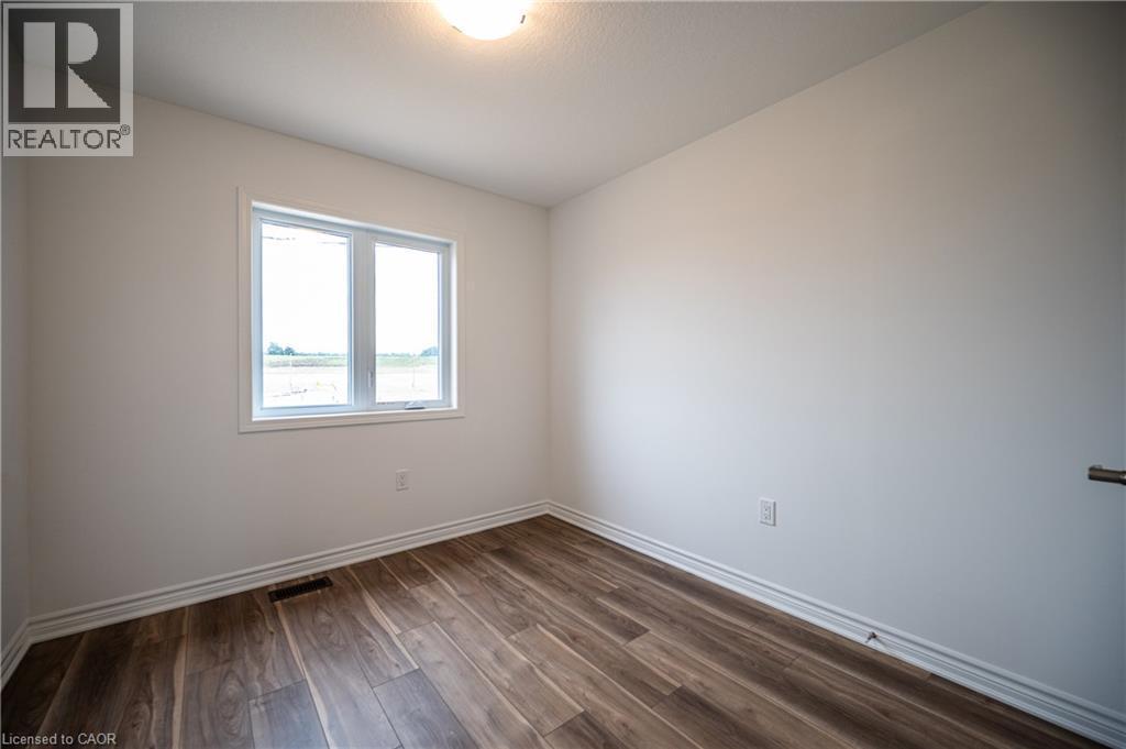 319 Rosenberg Way, Kitchener, ON - Indoor Photo Showing Other Room