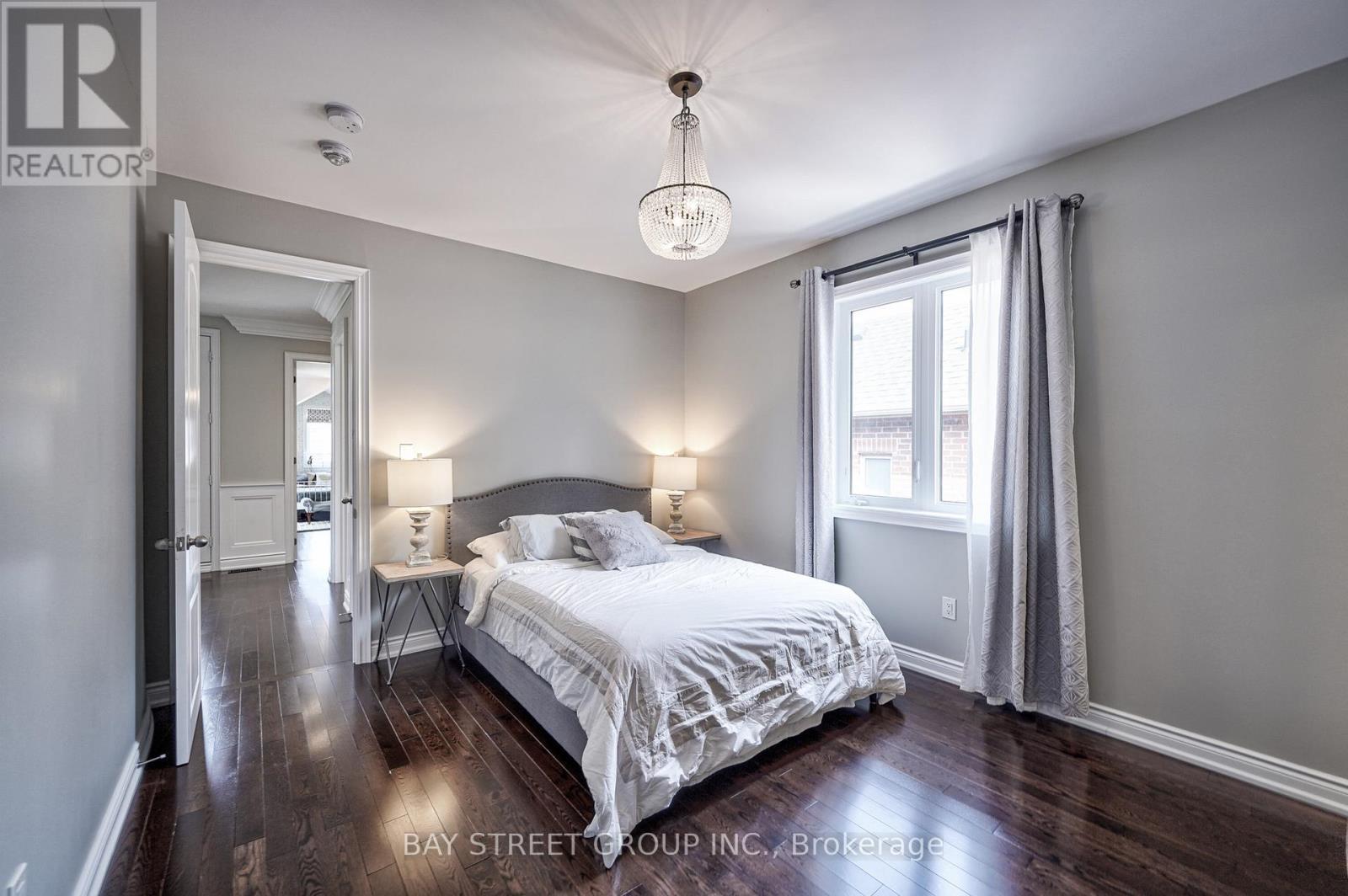 23 Trail Boulevard, Springwater, ON - Indoor Photo Showing Bedroom