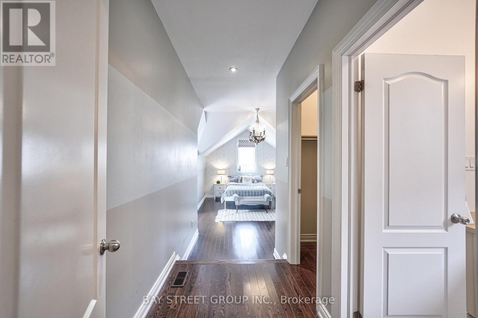 23 Trail Boulevard, Springwater, ON - Indoor Photo Showing Other Room