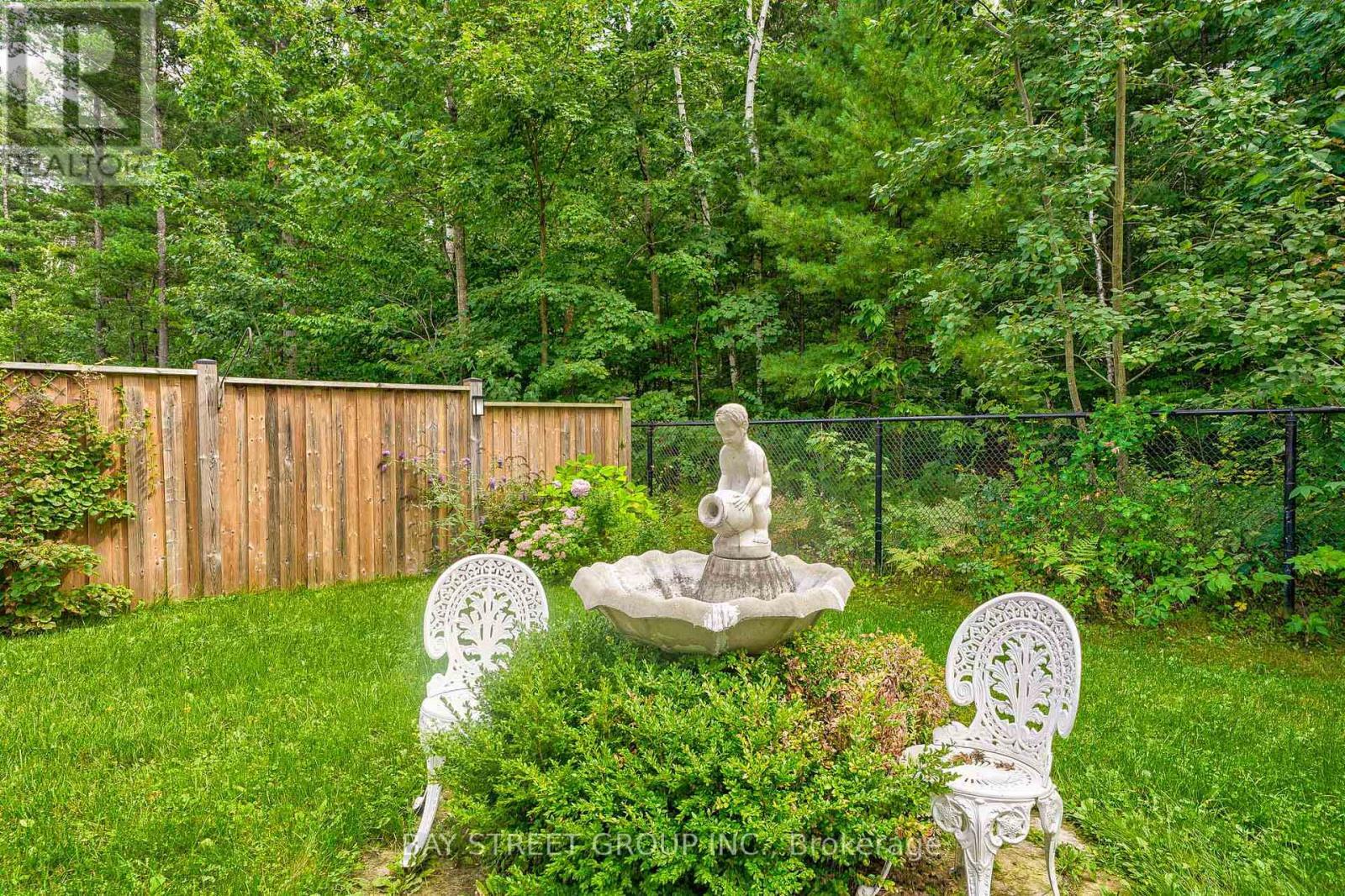 23 Trail Boulevard, Springwater, ON - Outdoor
