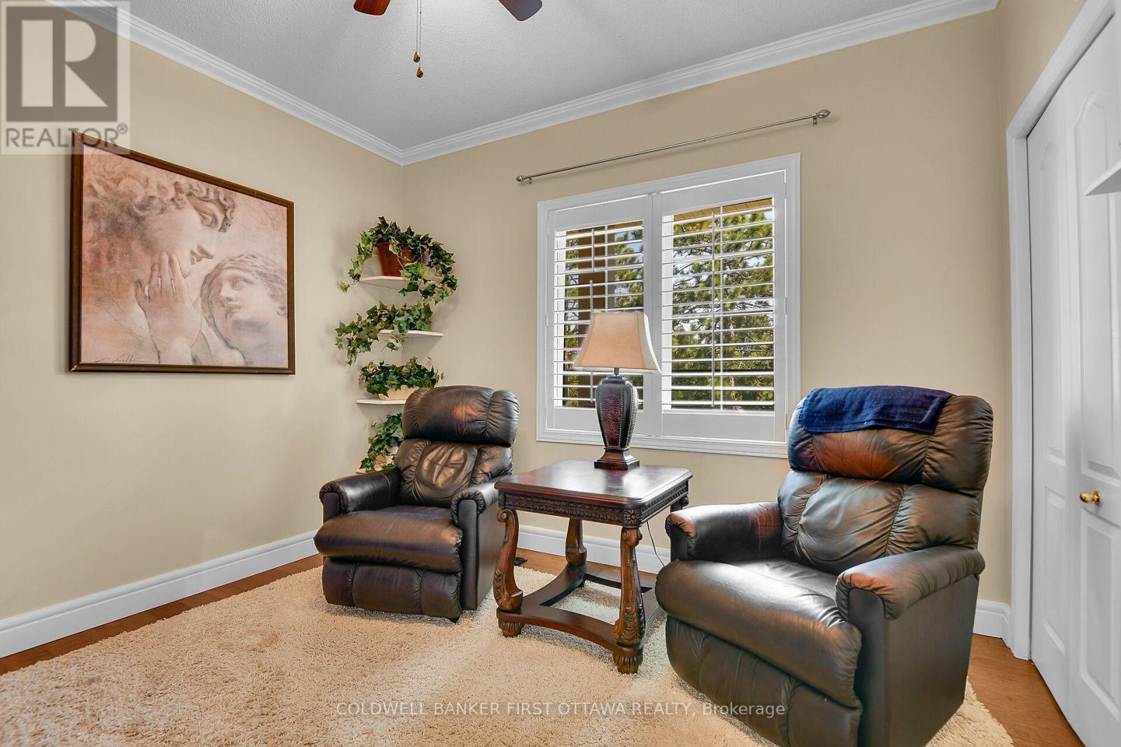 6983 Lakes Park Drive, Ottawa, ON - Indoor
