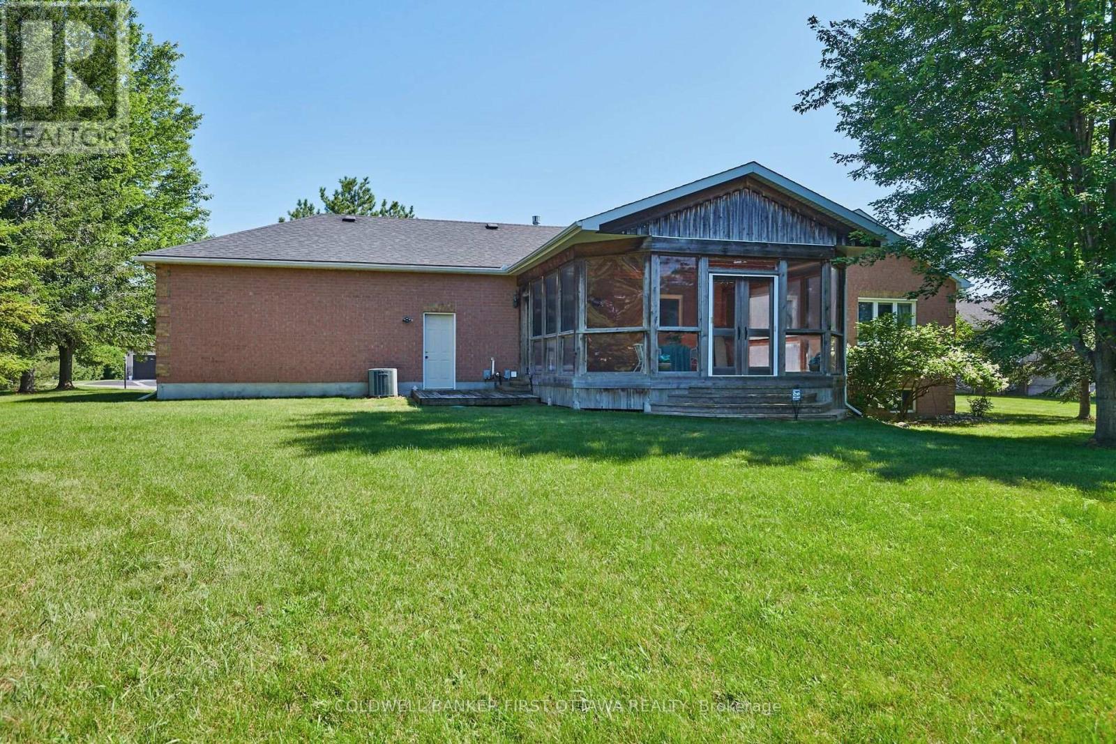 6983 Lakes Park Drive, Ottawa, ON - Outdoor With Deck Patio Veranda