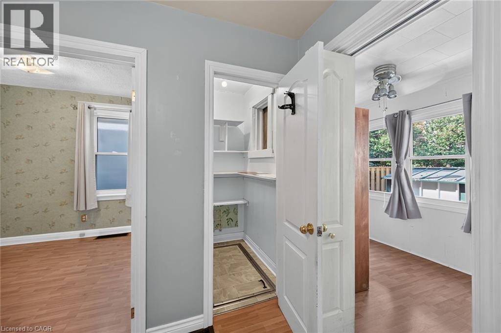 155 Newlands Avenue, Hamilton, ON - Indoor
