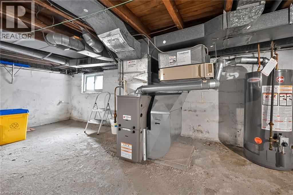 155 Newlands Avenue, Hamilton, ON - Indoor Photo Showing Basement