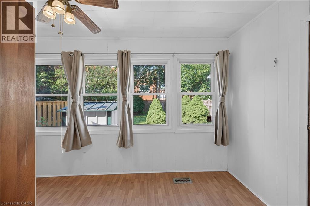 155 Newlands Avenue, Hamilton, ON - Indoor Photo Showing Other Room
