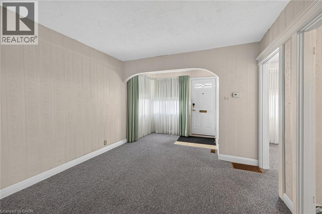 155 Newlands Avenue, Hamilton, ON - Indoor