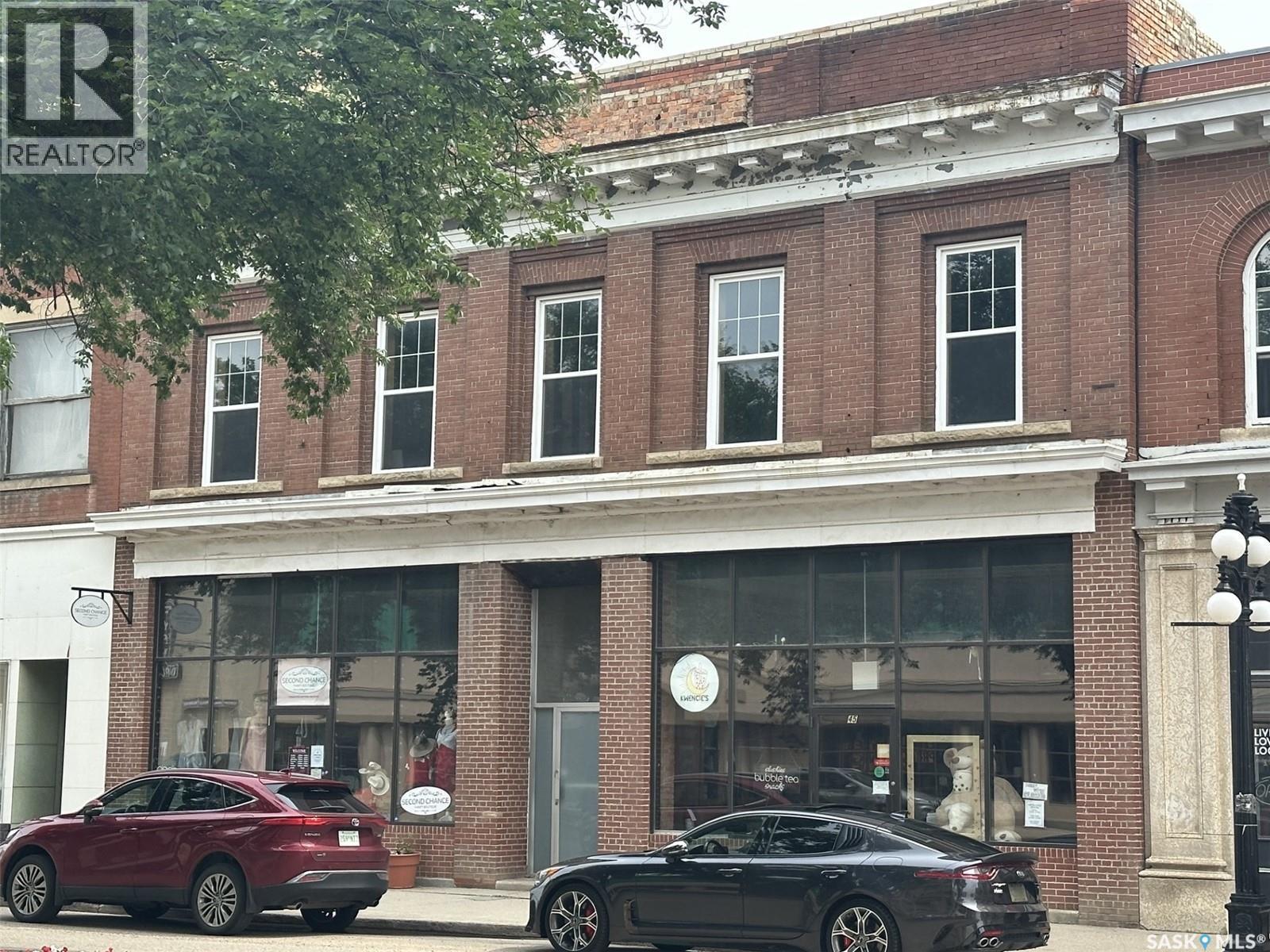 41 High Street W, Moose Jaw, SK