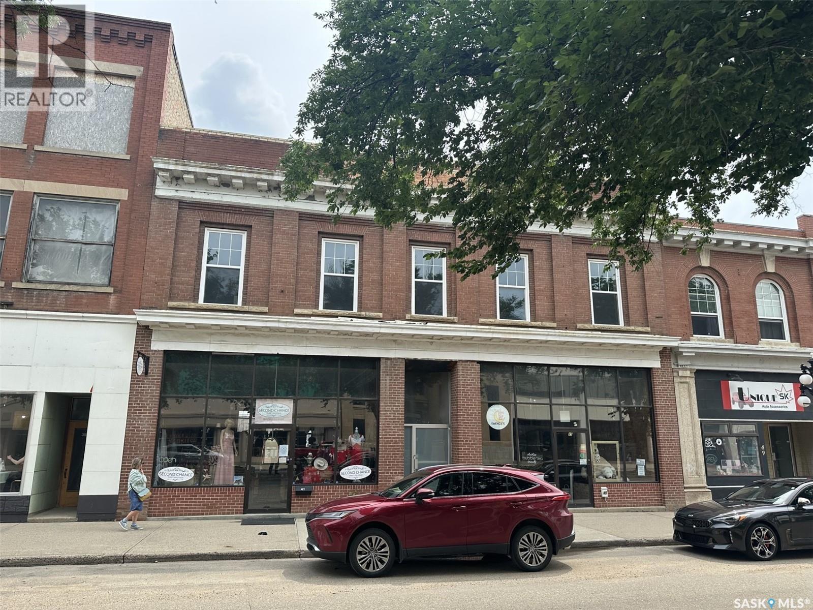 41 High Street W, Moose Jaw, SK