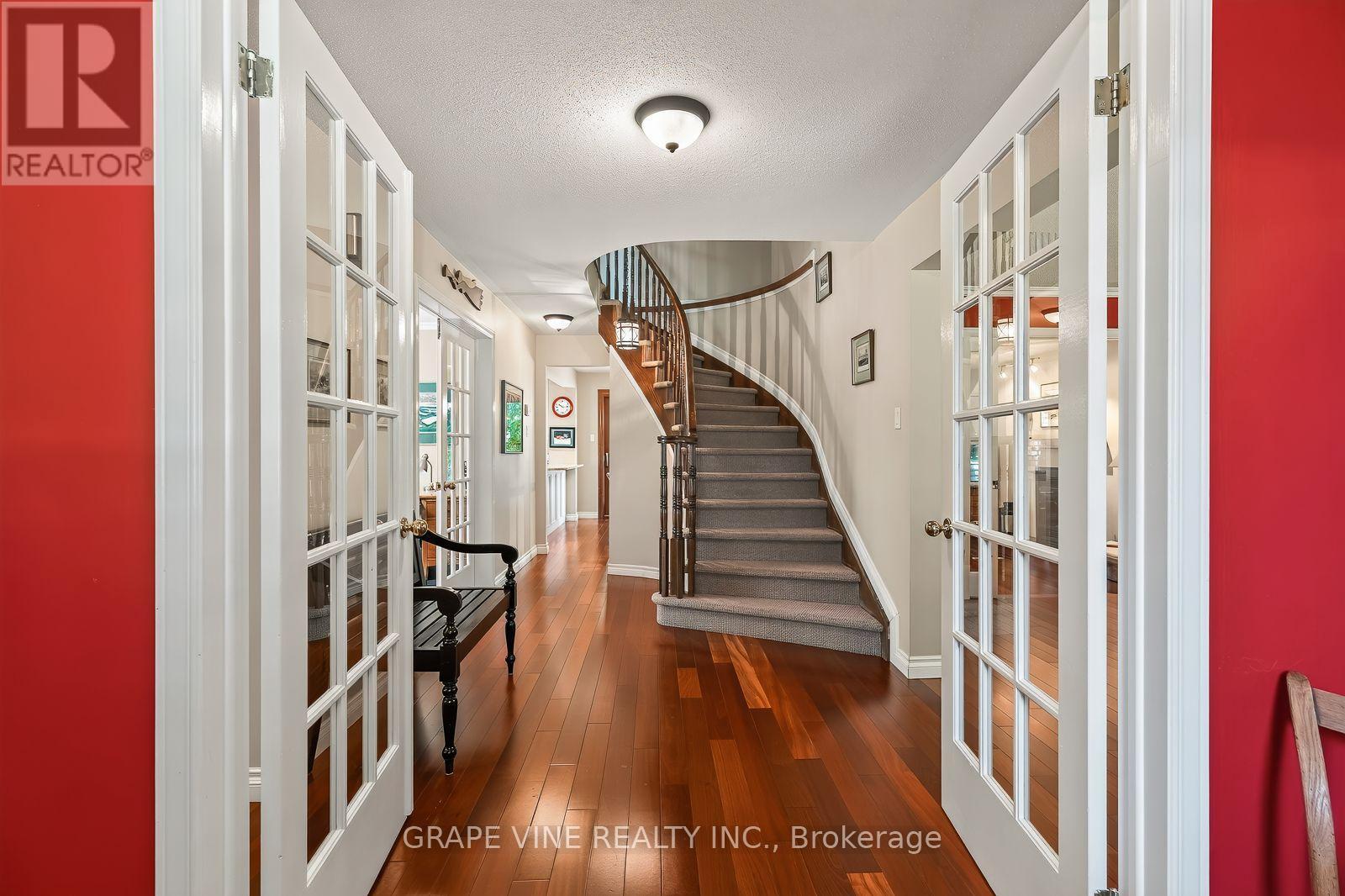 36 Baslaw Drive, Ottawa, ON - Indoor Photo Showing Other Room