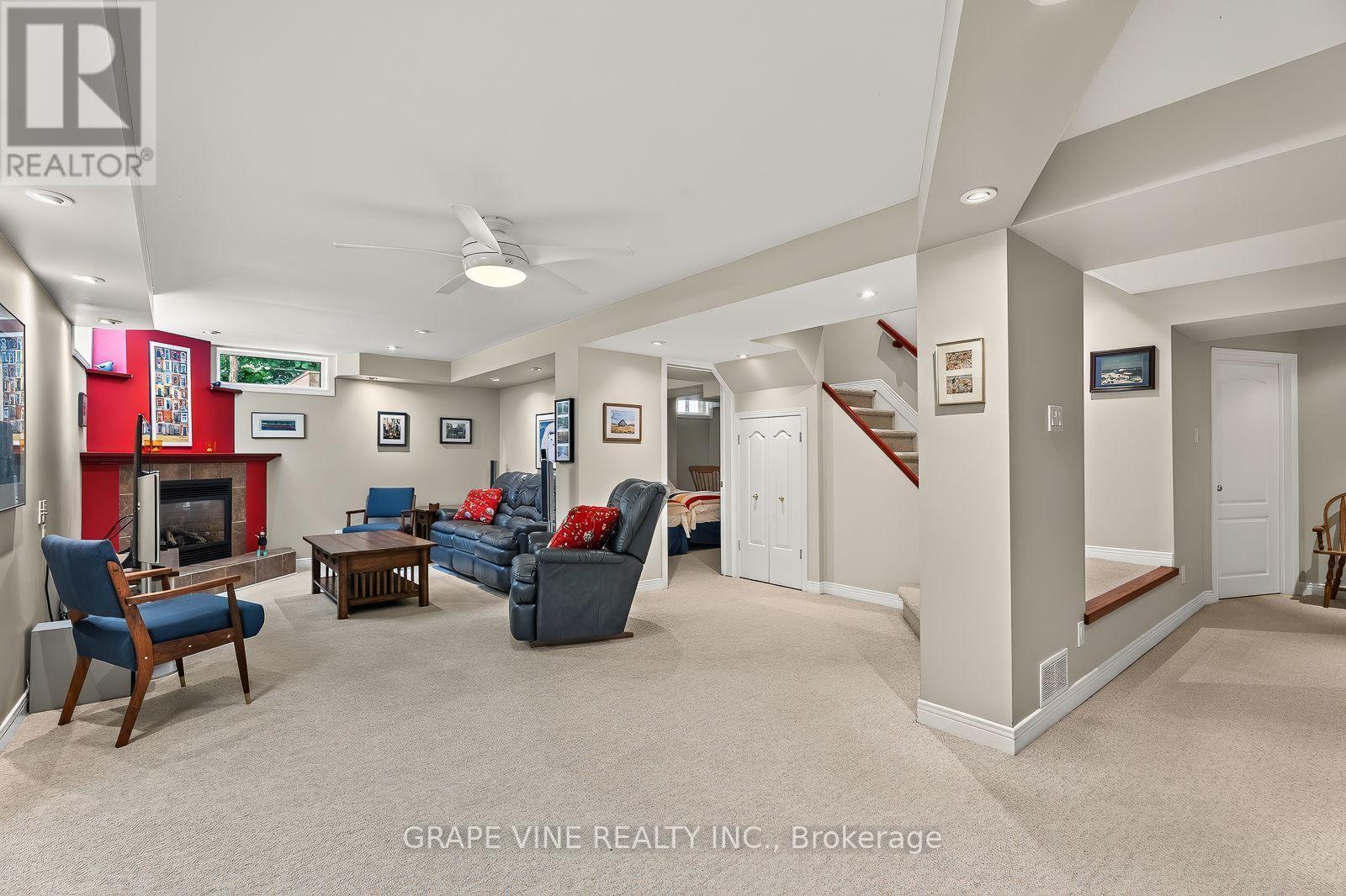 36 Baslaw Drive, Ottawa, ON - Indoor With Fireplace