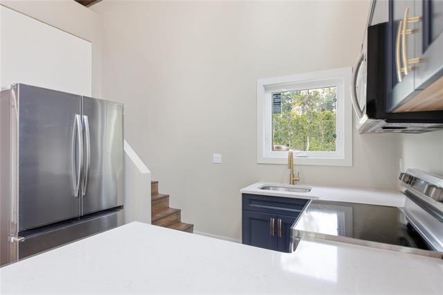 0 Elm Cr, Valhalla Beach, MB - Indoor