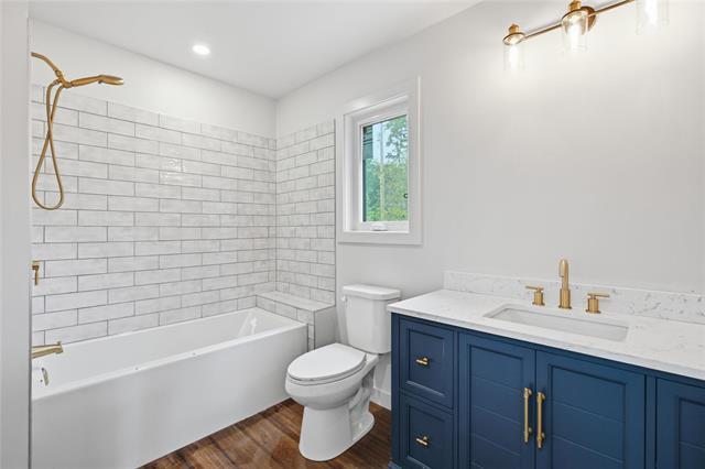 0 Elm Cr, Valhalla Beach, MB - Indoor Photo Showing Bathroom