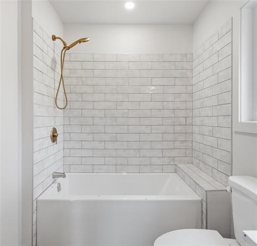 0 Elm Cr, Valhalla Beach, MB - Indoor Photo Showing Bathroom