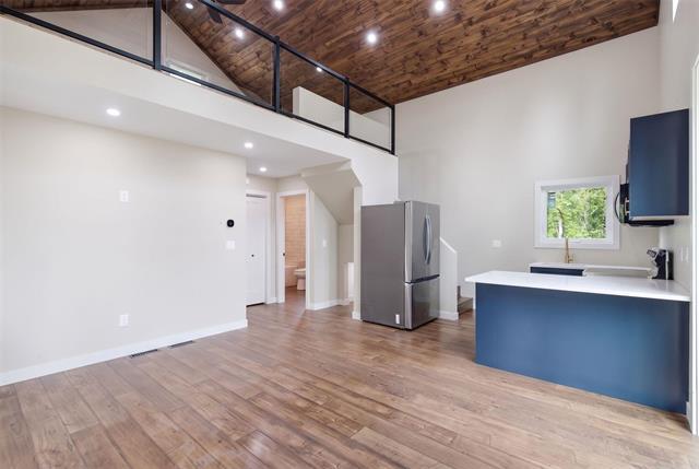 0 Elm Cr, Valhalla Beach, MB - Indoor
