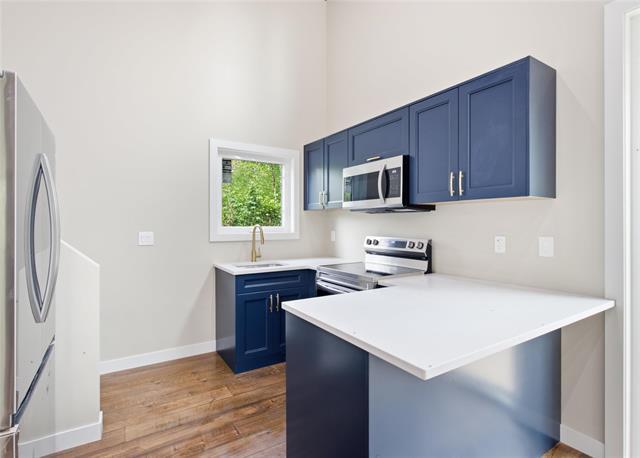 0 Elm Cr, Valhalla Beach, MB - Indoor Photo Showing Kitchen With Upgraded Kitchen
