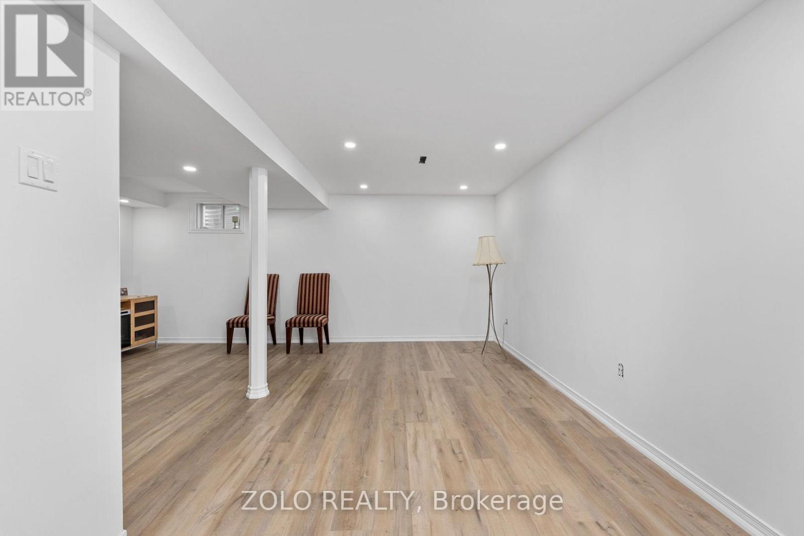 176 Fairwood Drive, Georgina, ON - Indoor Photo Showing Other Room
