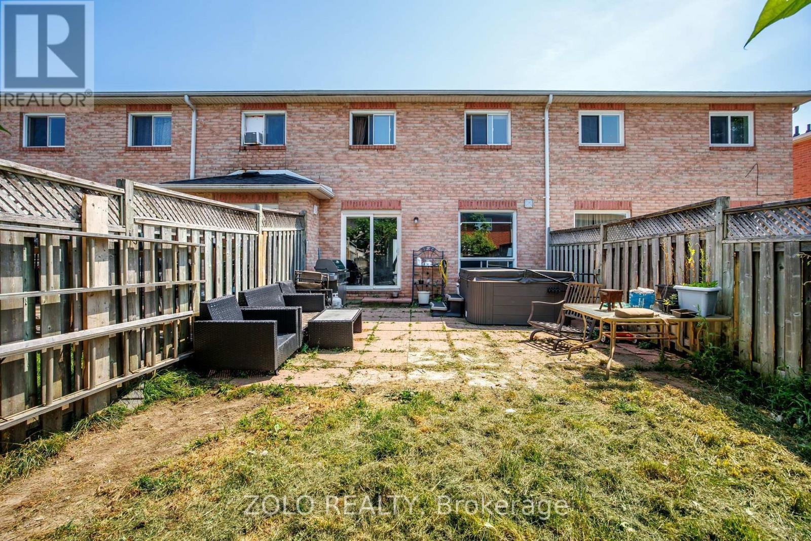 176 Fairwood Drive, Georgina, ON - Outdoor With Deck Patio Veranda With Exterior