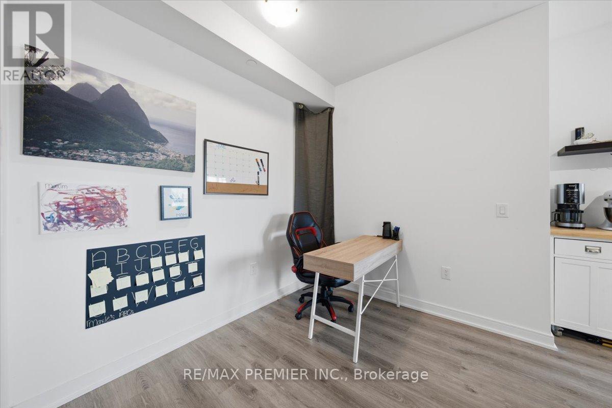 515 - 25 Neighbourhood Lane, Toronto, ON - Indoor