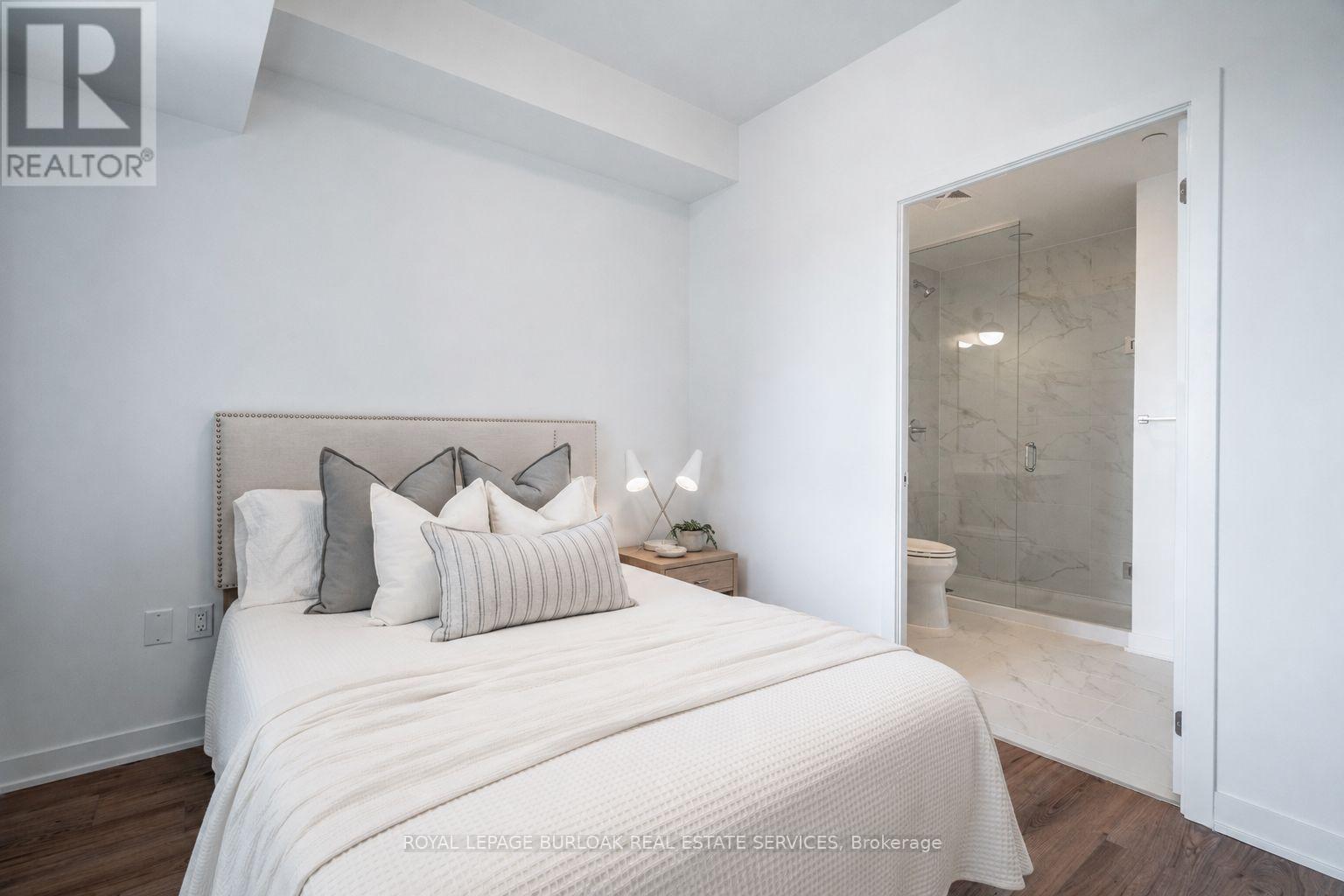 Virtually Staged - 801 - 395 Dundas Street W, Oakville, ON - Indoor Photo Showing Bedroom