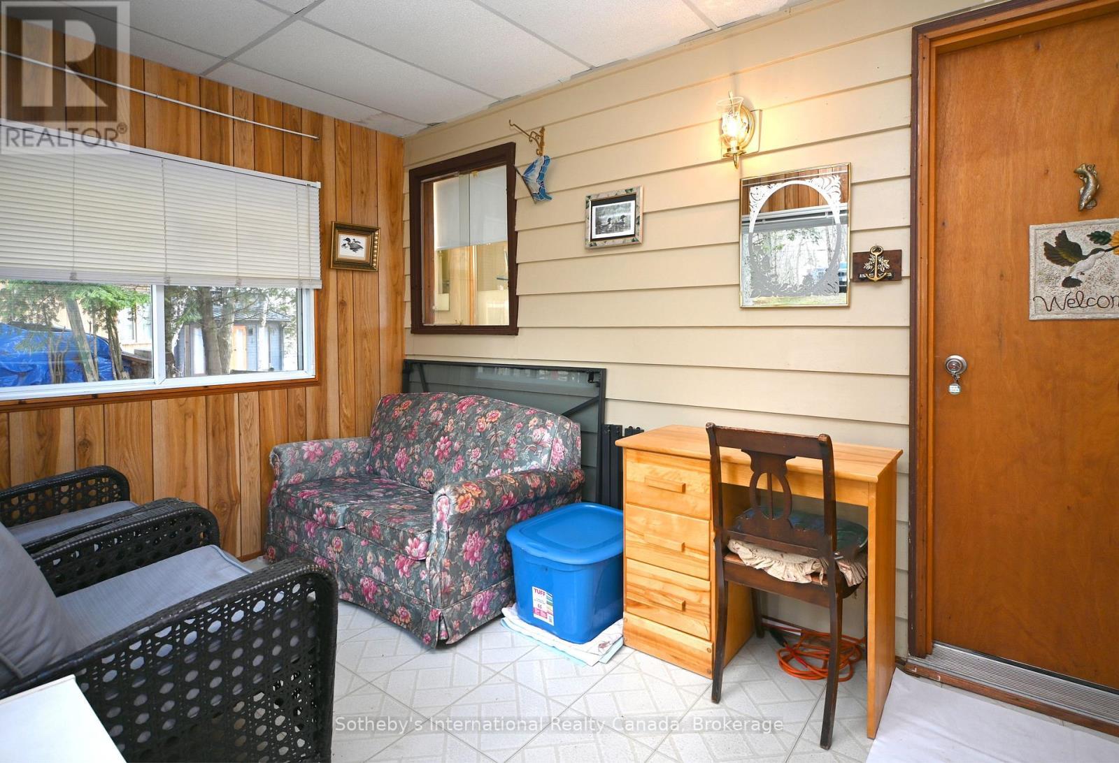 41 Deerfield Road, Mckellar, ON - Indoor Photo Showing Other Room