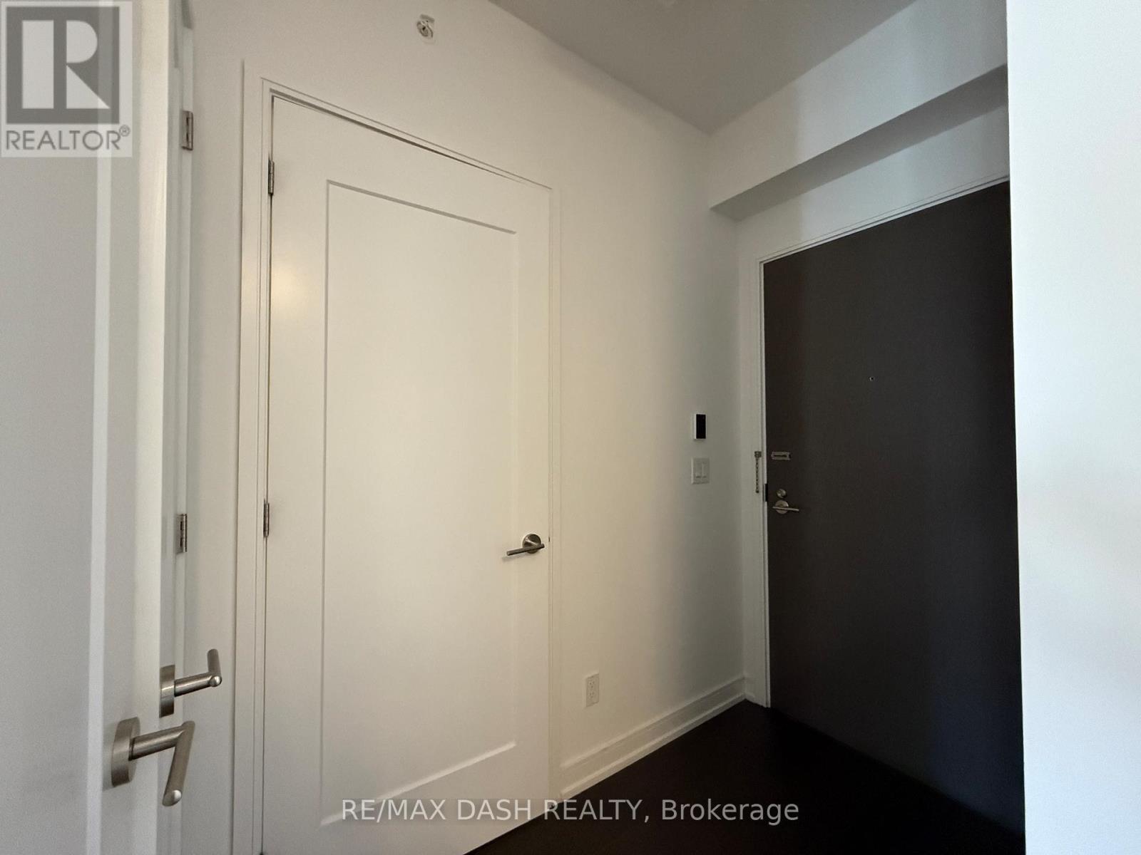 2501 - 88 Scott Street, Toronto, ON - Indoor Photo Showing Other Room