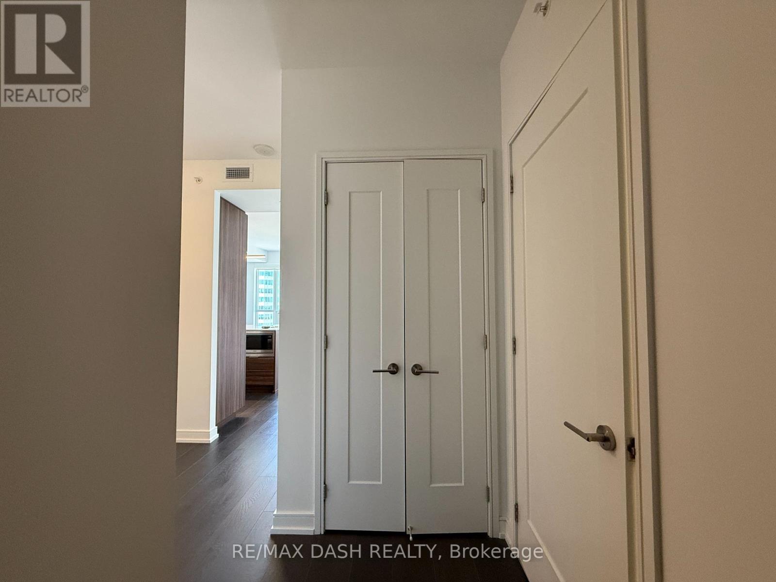 2501 - 88 Scott Street, Toronto, ON - Indoor Photo Showing Other Room