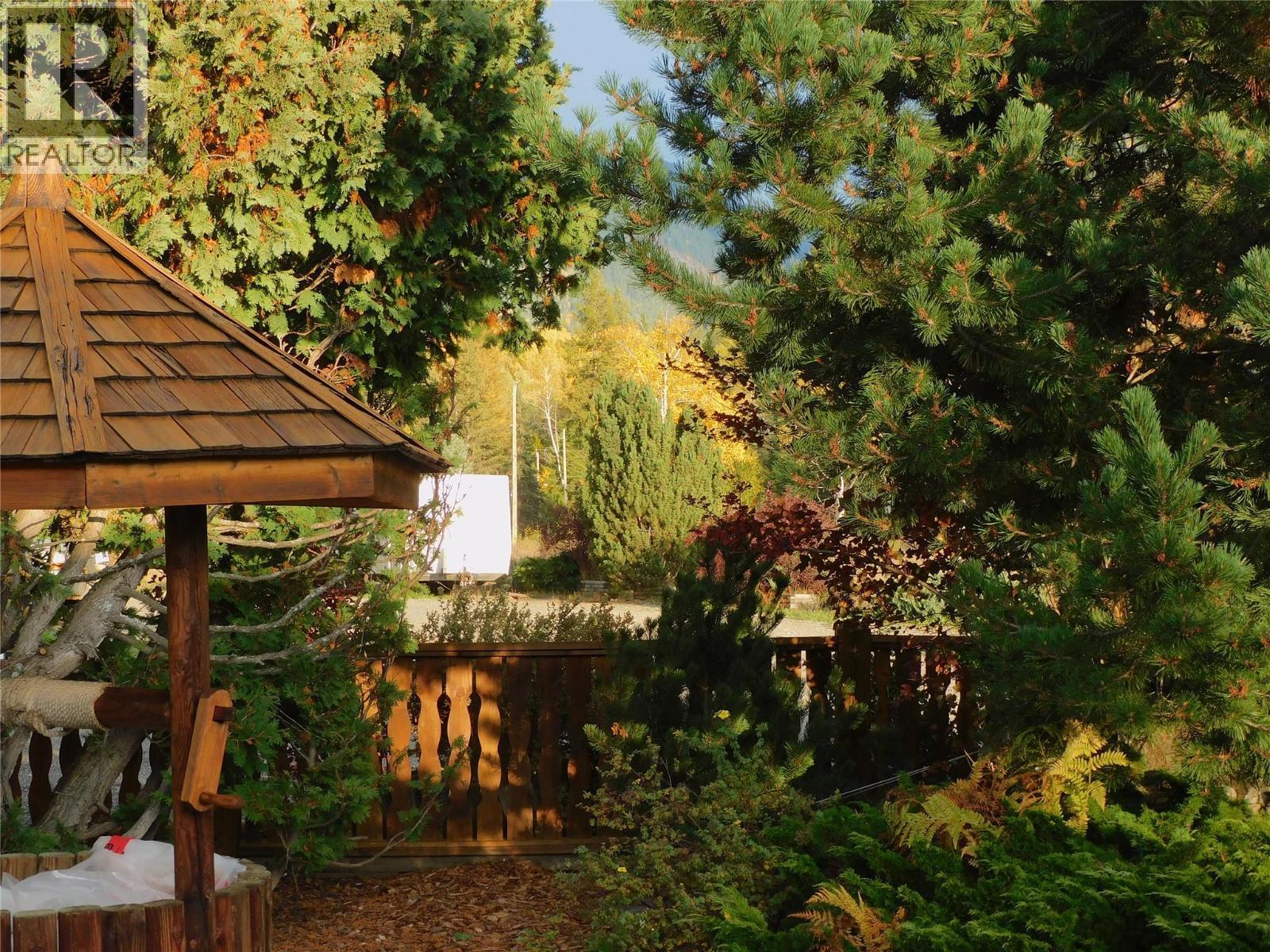 5177 Clearwater Valley Road, Clearwater, BC - Outdoor