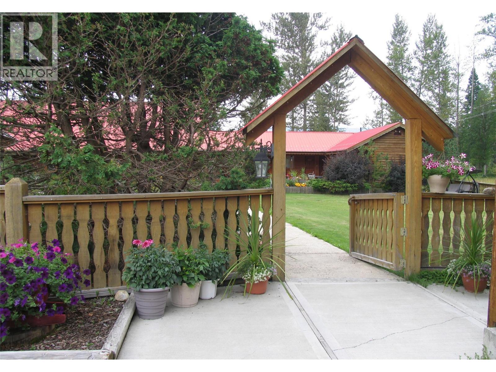 5177 Clearwater Valley Road, Clearwater, BC - Outdoor With Deck Patio Veranda