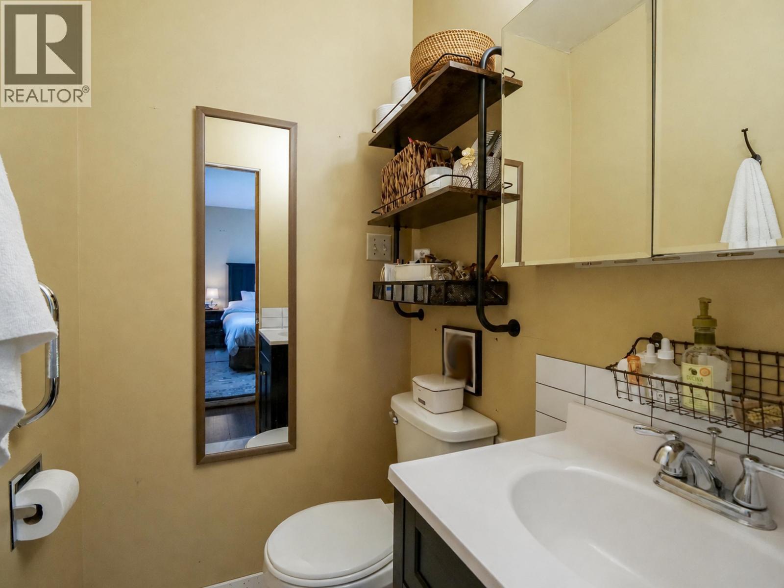 1291 Picard Avenue, Quesnel, BC - Indoor Photo Showing Bathroom