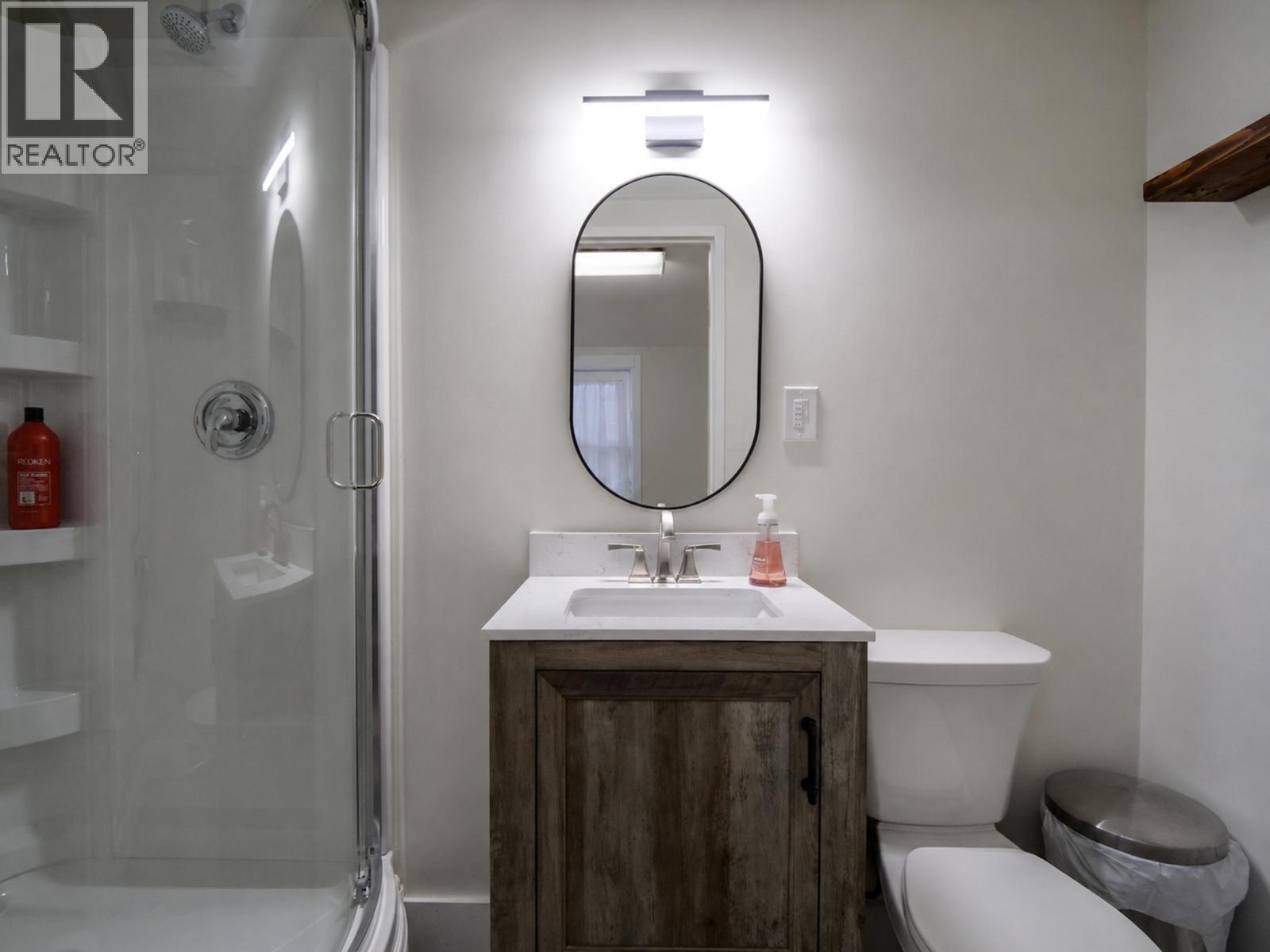 1291 Picard Avenue, Quesnel, BC - Indoor Photo Showing Bathroom