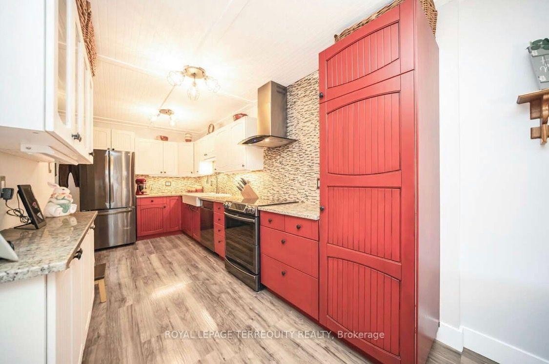 72-72 Carisbrooke Court, Brampton, ON - Indoor Photo Showing Kitchen