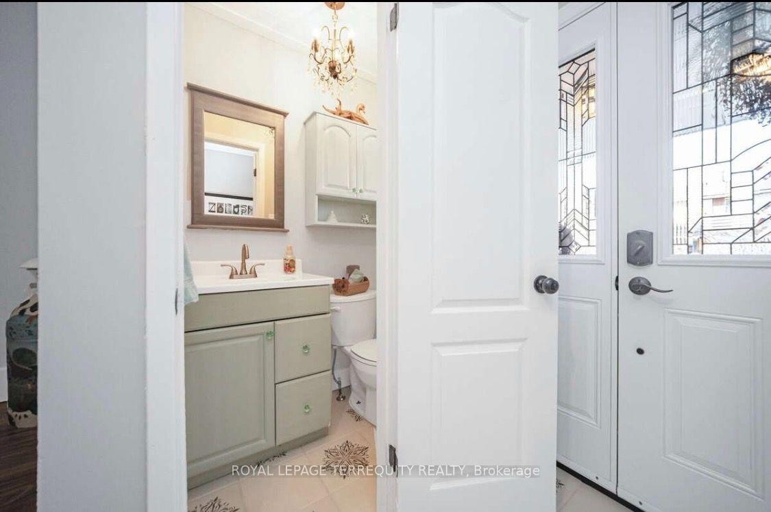72-72 Carisbrooke Court, Brampton, ON - Indoor
